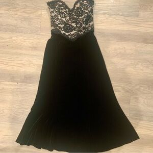 Jessica McClintock black velvet maxi dress with jacket. Size 4